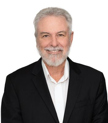 Portrait of Pat Calhoon, REALTOR®.